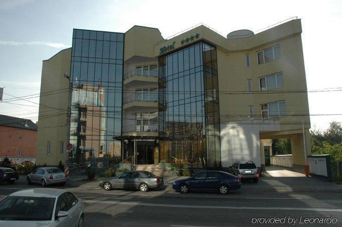 Hotel Opal Cluj-Napoca Buitenkant foto